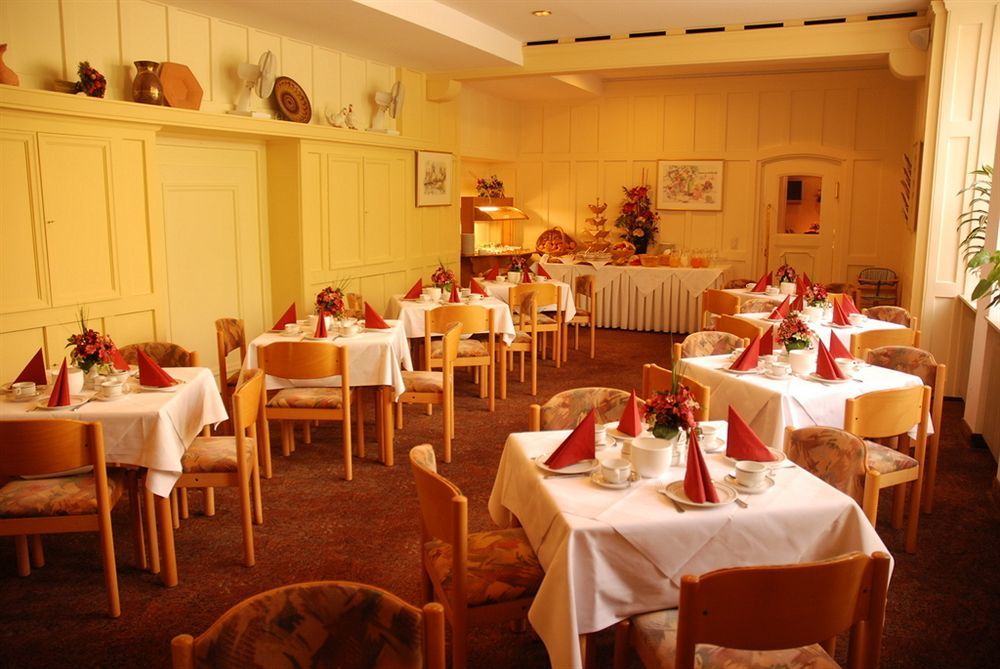 City-Hotel Neubrunnenhof Mainz Restaurant photo